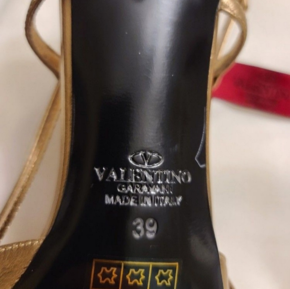 Valentino Garavani size 39 - Picture 5 of 9